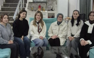 Belgin Başkan ile Öğrenci Evinde Sahur