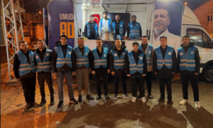 Sındırgı’da Teravih Sonrası Salep İkramı
