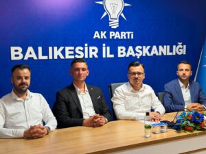 İl Gençlik Kolları Başkanımız İlçelerimizden Gelen; Siyasi ve Hukuki İşler, Sivil Toplum ve Halkla İlişkiler, Ekonomi Ve Mali İdari İşler Başkanlarımızla Bir Araya Geldi