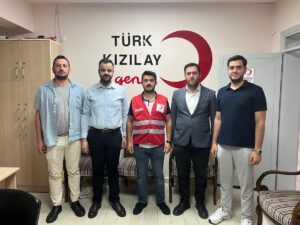 İl Gençlik Kolları Sivil Toplum ve Halkla İlişkiler Başkanımız, Merkez İlçe Gençlik Kollarımız İle Birlikte Balıkesir Genç Kızılay’ı Ziyaret Etti