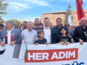 Gazze ve Kudüs İçin Düzenlenen Yürüyüşe Katıldık 